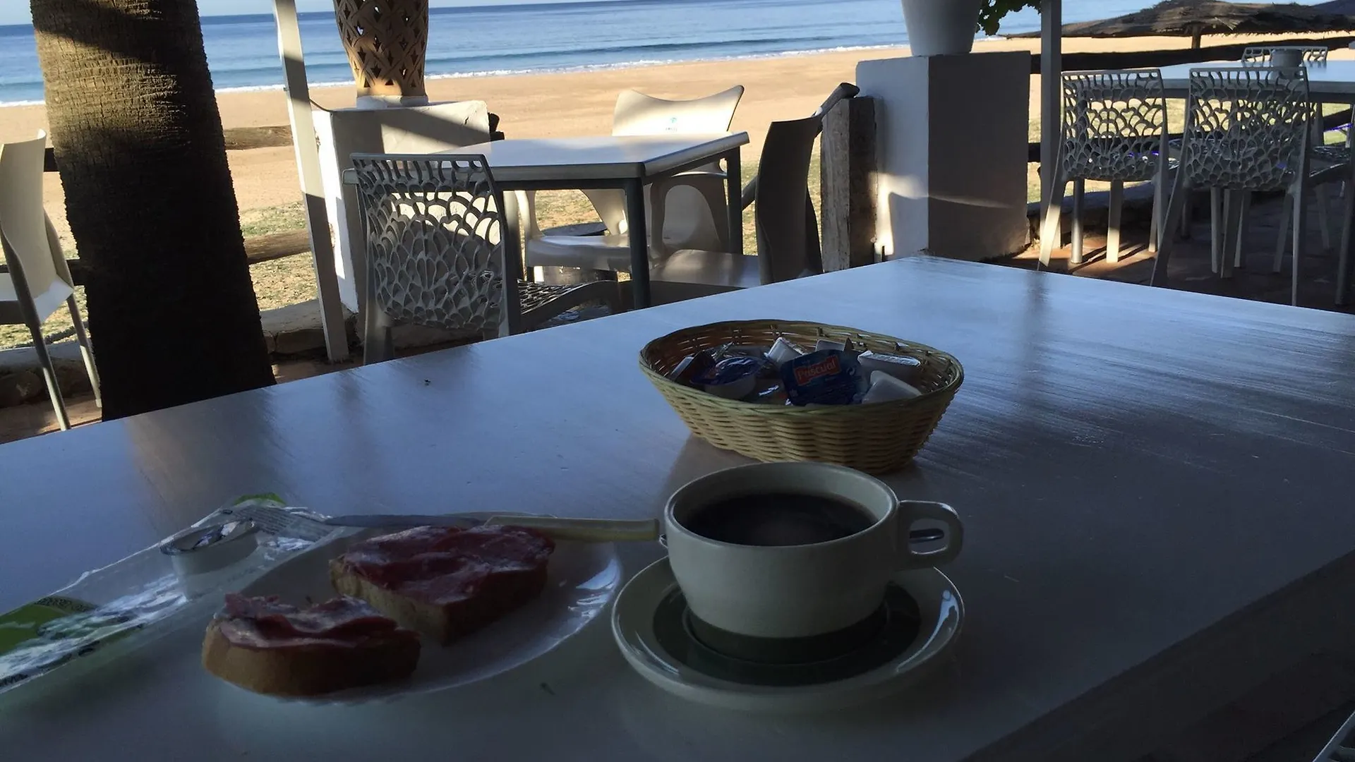 Hostal Restaurante Casa Rios contacts